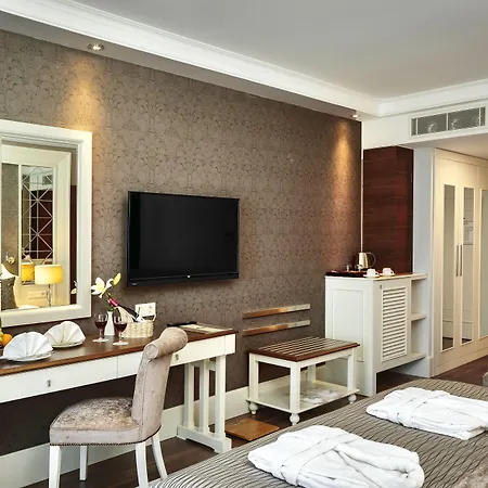 Sunis Efes Royal Palace & Hotel Özdere