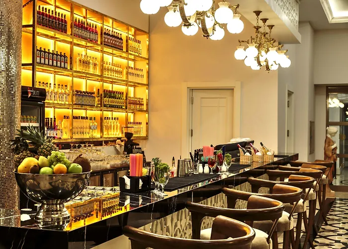 Sunis Efes Royal Palace & מלון אוזדרה