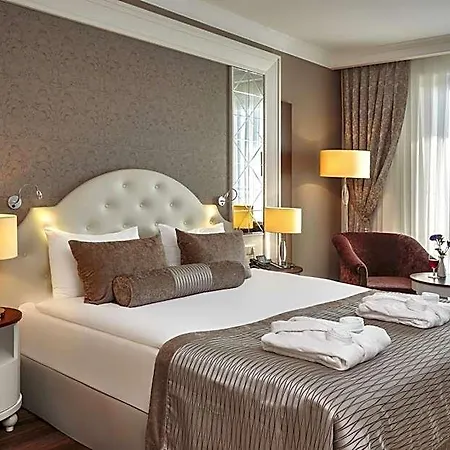Sunis Efes Royal Palace & 5*