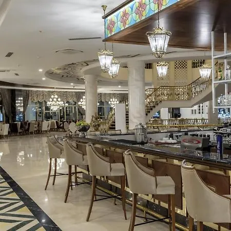 Sunis Efes Royal Palace & 5* Özdere