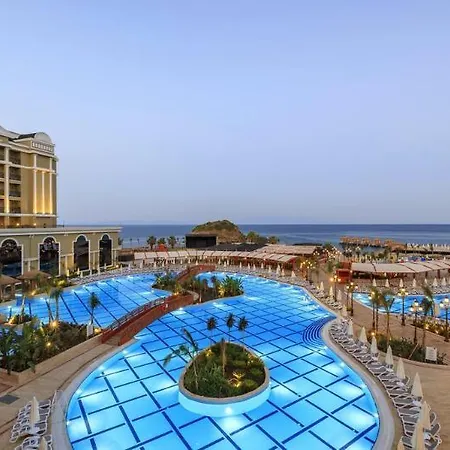 Sunis Efes Royal Palace & 5* 오즈데르