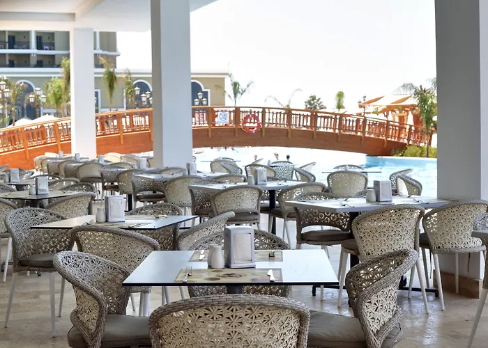 Sunis Efes Royal Palace & 5* Özdere